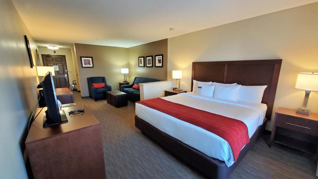 Comfort Inn & Suites Tempe Phoenix Sky Harbor Airport Εξωτερικό φωτογραφία