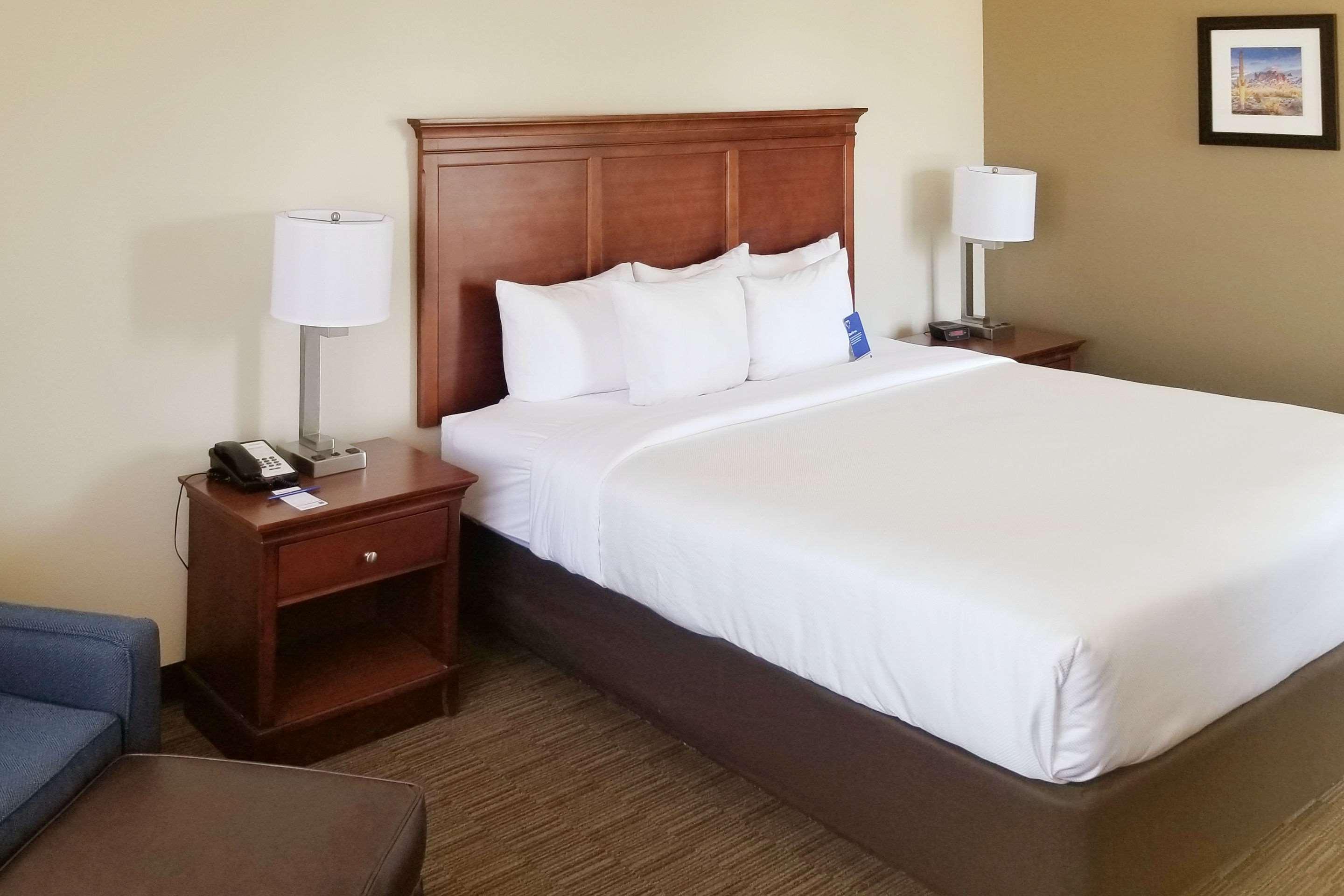 Comfort Inn & Suites Tempe Phoenix Sky Harbor Airport Εξωτερικό φωτογραφία