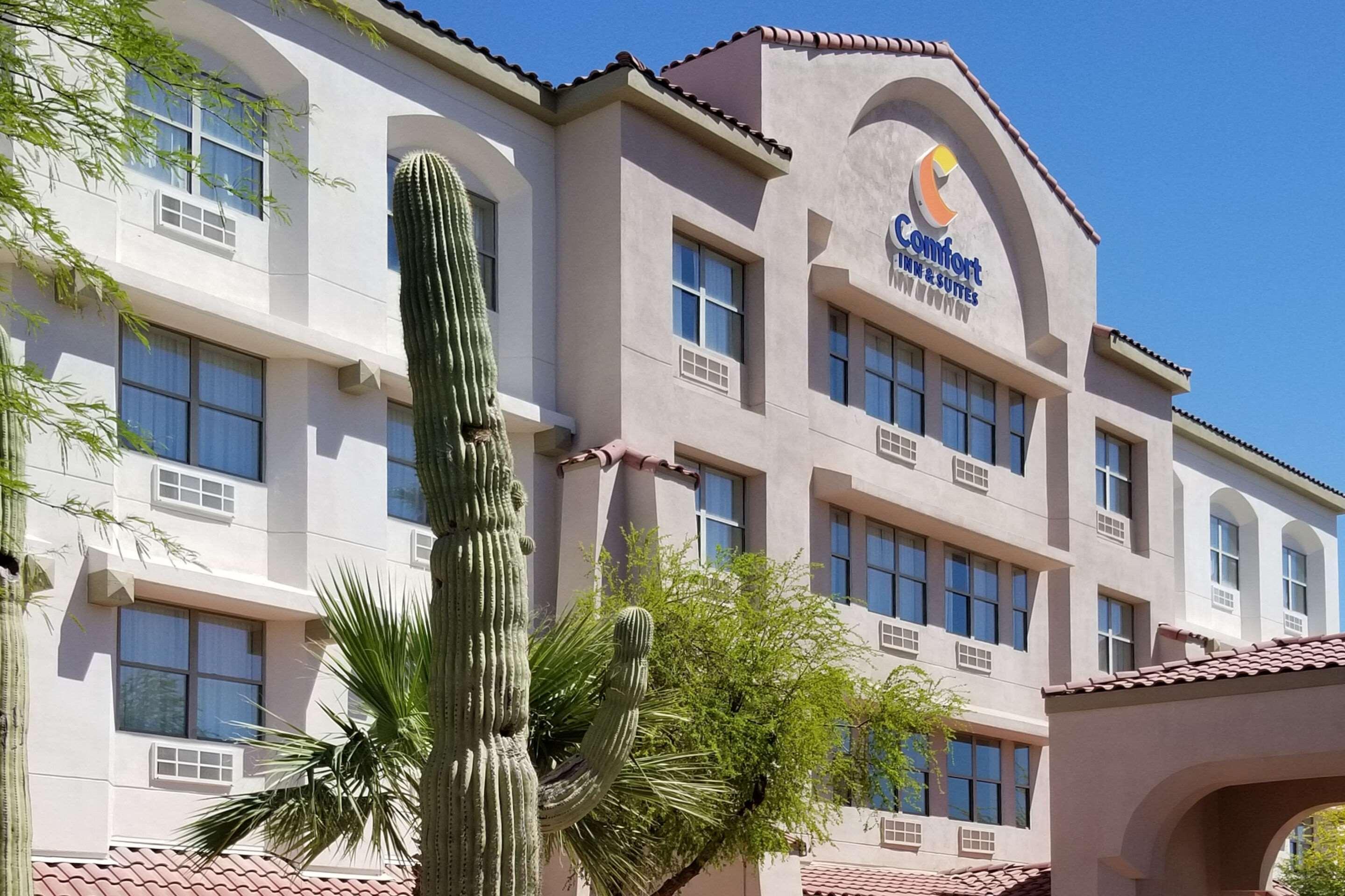 Comfort Inn & Suites Tempe Phoenix Sky Harbor Airport Εξωτερικό φωτογραφία