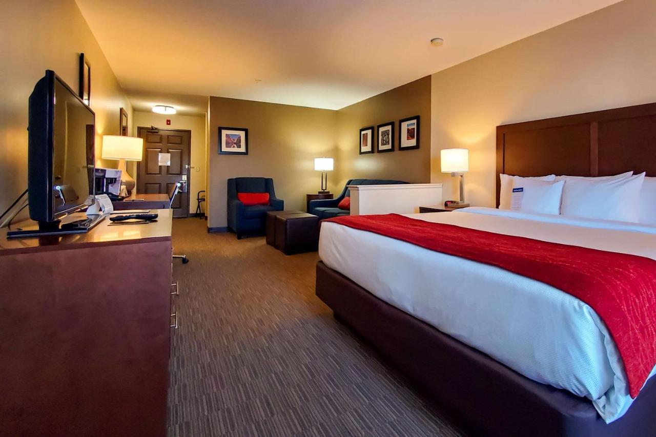 Comfort Inn & Suites Tempe Phoenix Sky Harbor Airport Εξωτερικό φωτογραφία