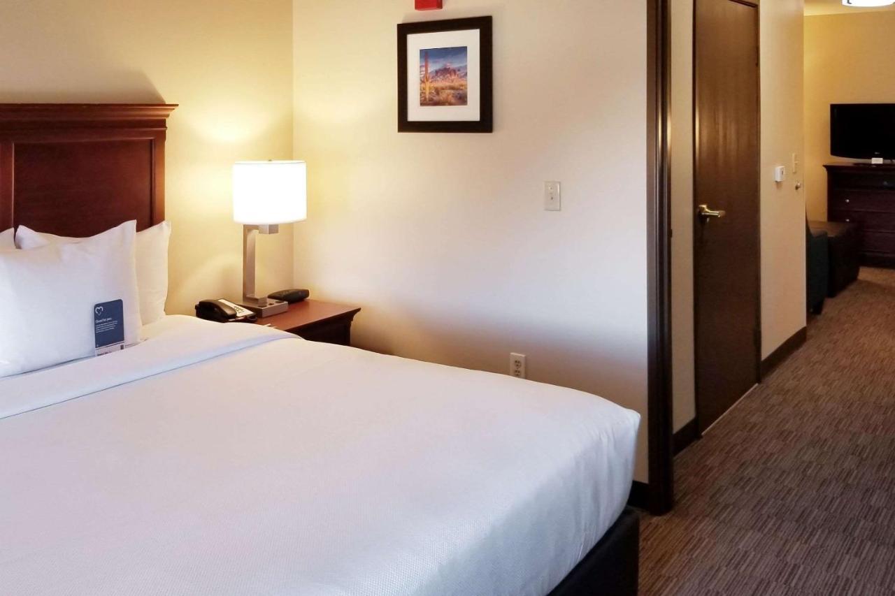 Comfort Inn & Suites Tempe Phoenix Sky Harbor Airport Εξωτερικό φωτογραφία