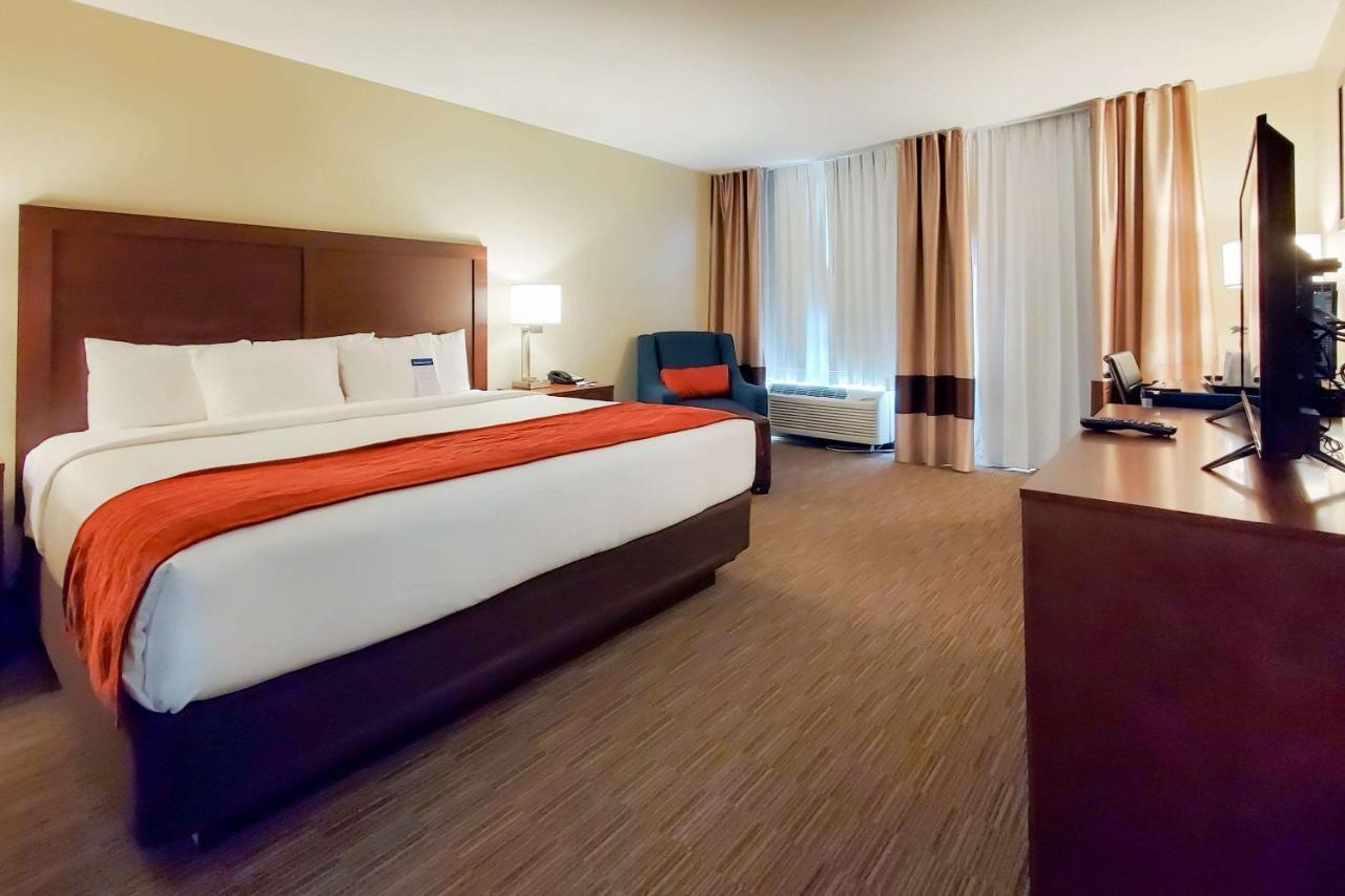 Comfort Inn & Suites Tempe Phoenix Sky Harbor Airport Εξωτερικό φωτογραφία