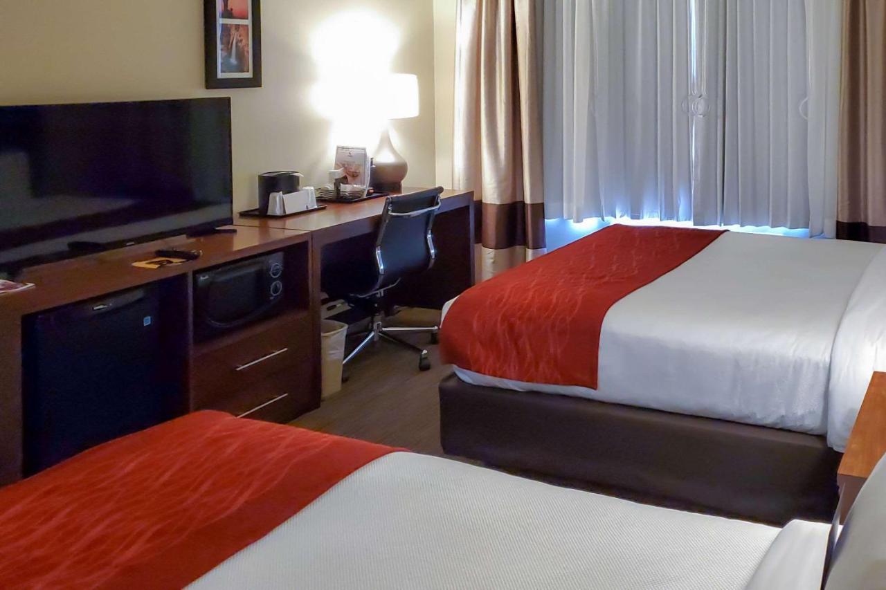 Comfort Inn & Suites Tempe Phoenix Sky Harbor Airport Εξωτερικό φωτογραφία